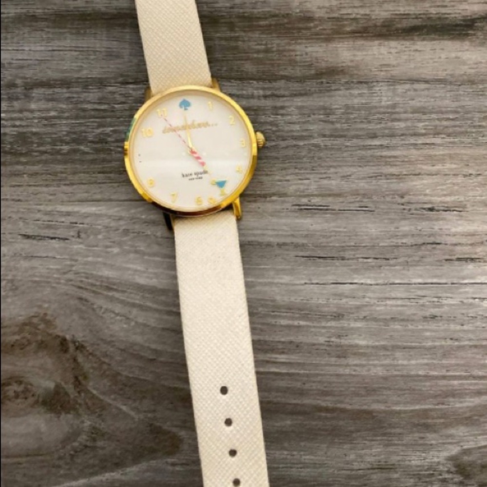 Kate spade it’s 5 o’clock somewhere watch.